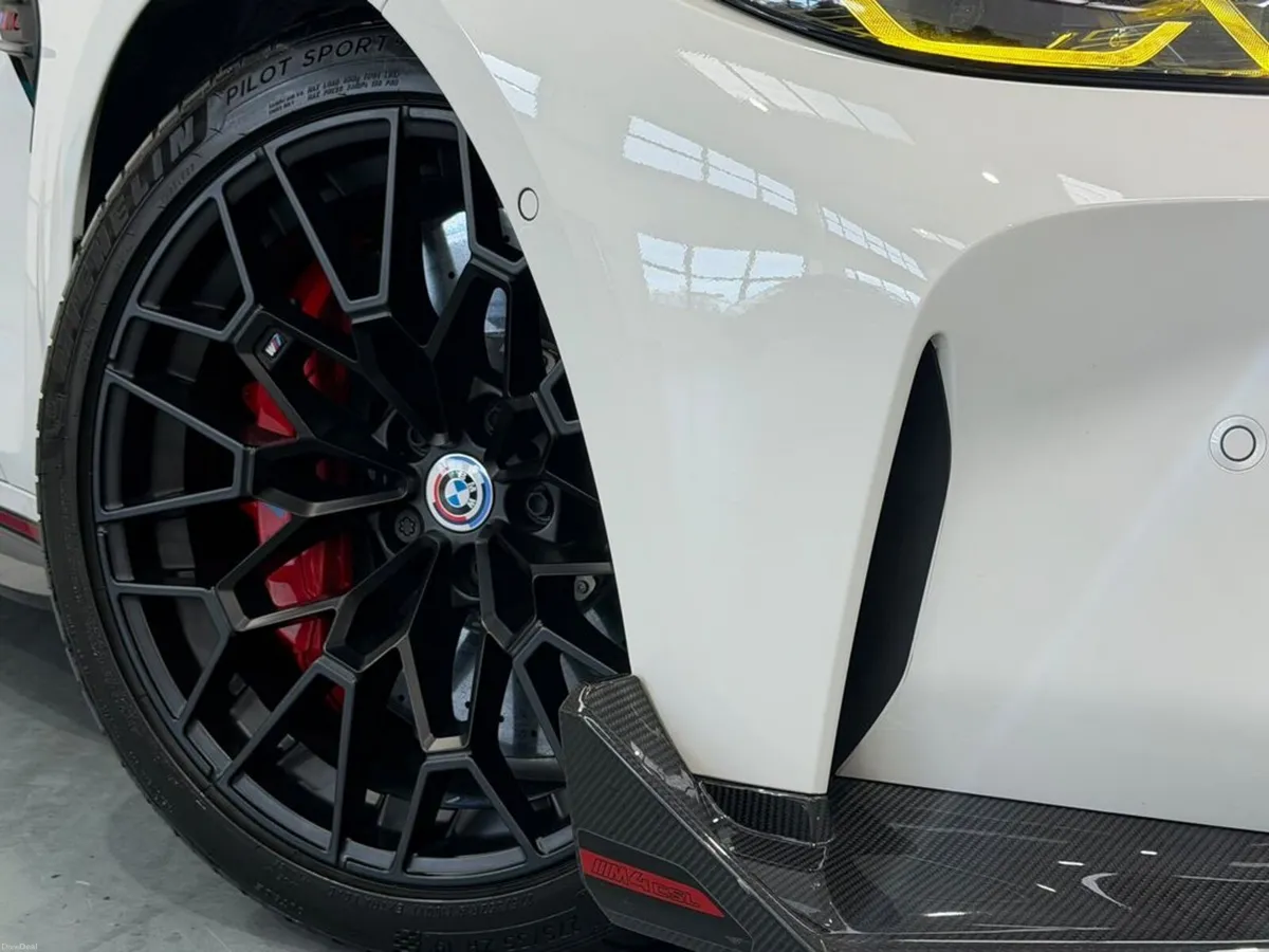 BMW M4 M4 CSL - Image 6