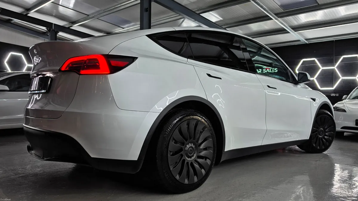 🔥 2023 Tesla Model Y RWD Standard Range - Image 6