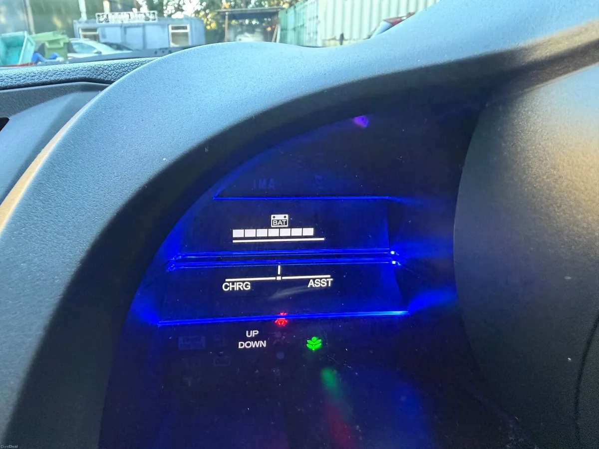 2011 Honda CR-Z 1.5 hybrid Manual 6 speed - Image 3