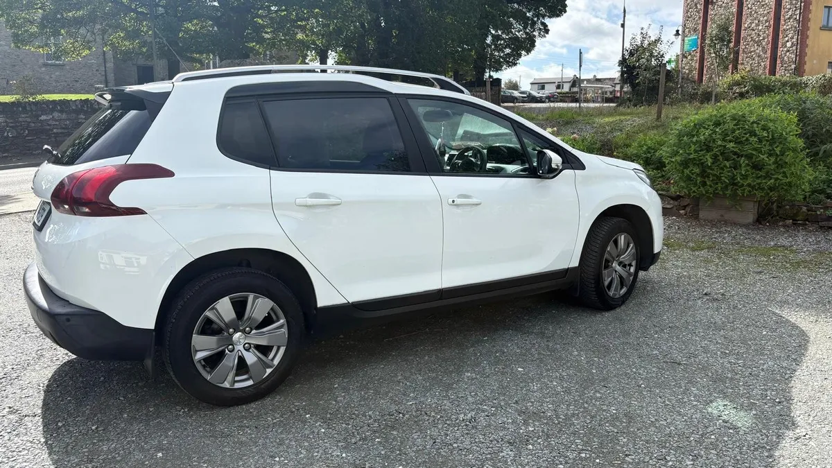 192 Peugeot 2008 - Image 4