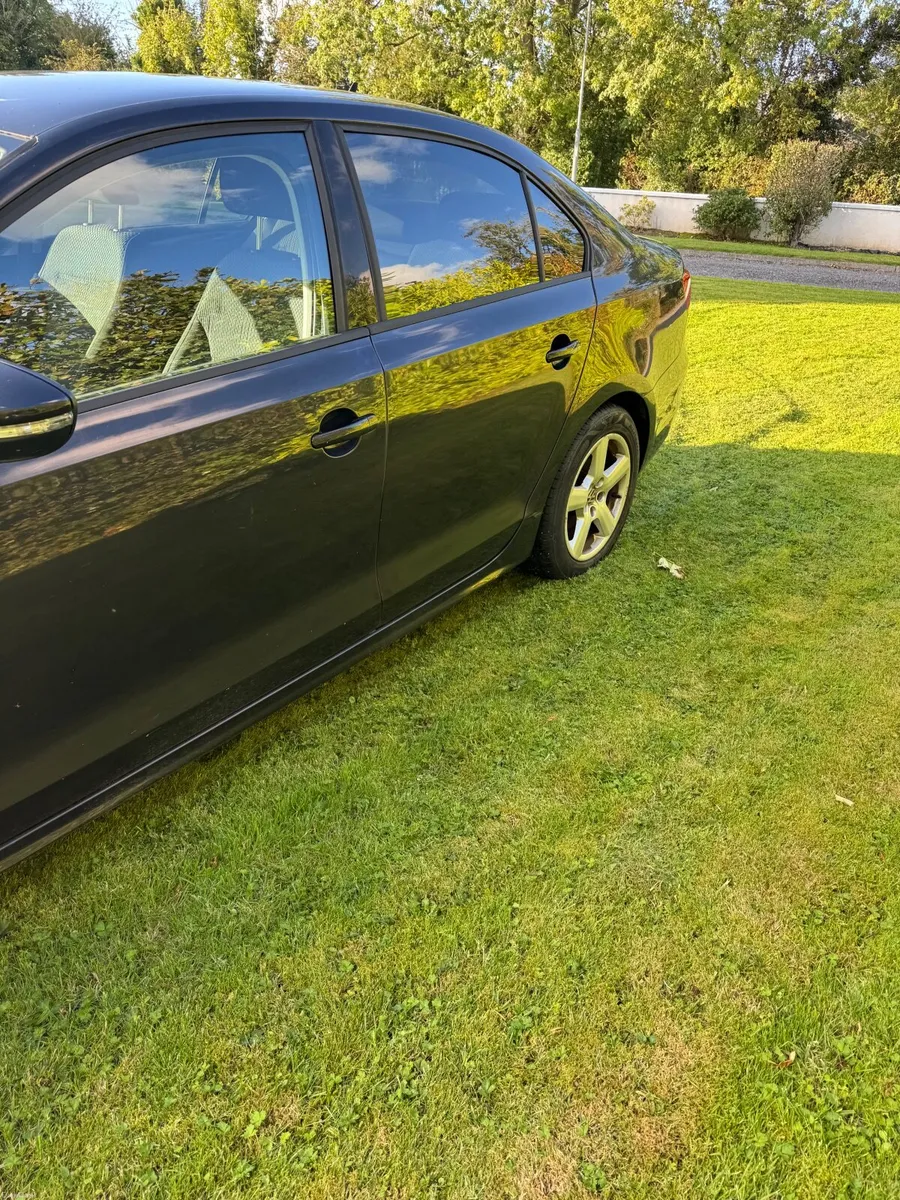 Volkswagen Jetta 2013 - Image 6