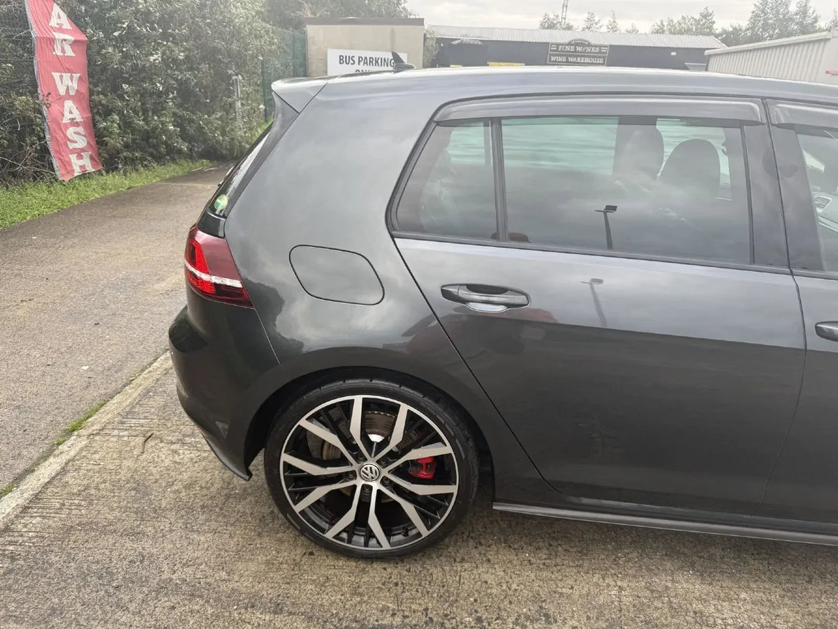 Volkswagen Golf 2014 - Image 4