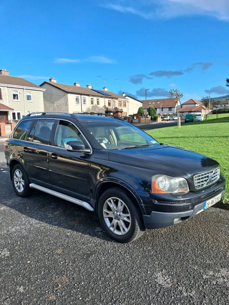 Volvo xc90 - Image 1