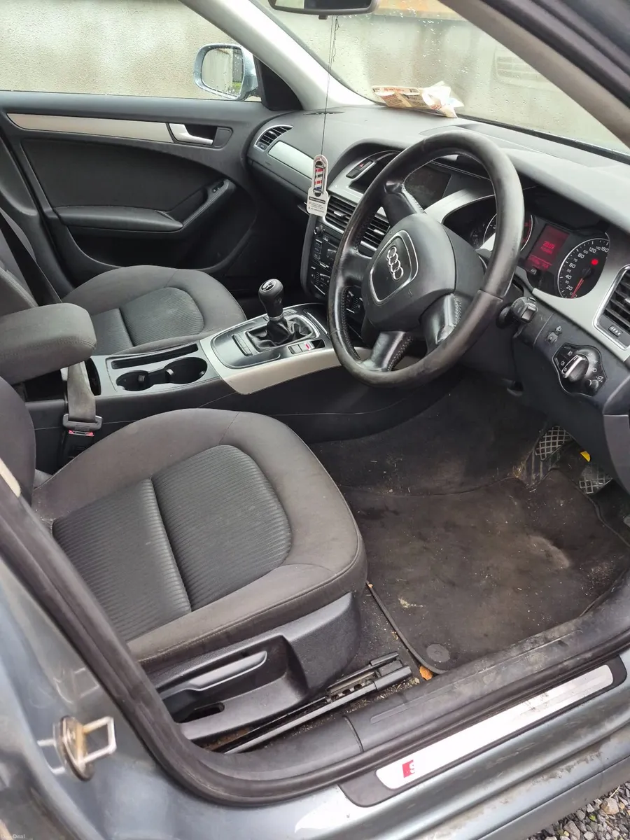 Audi A4 2011 - Image 5