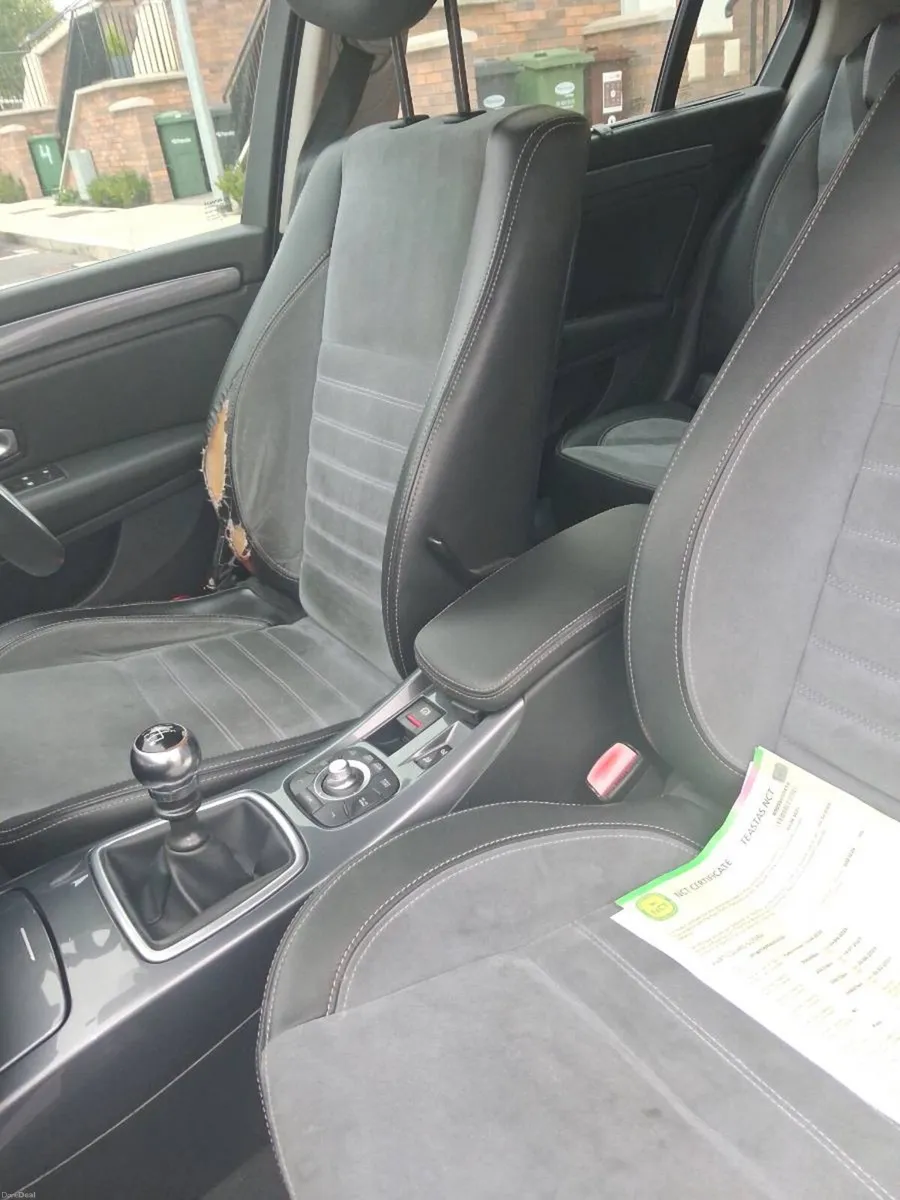 Car - Image 6
