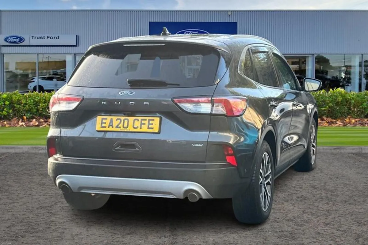 Ford Kuga 2.5 PHEV Titanium First Edition 5dr CVT - Image 4