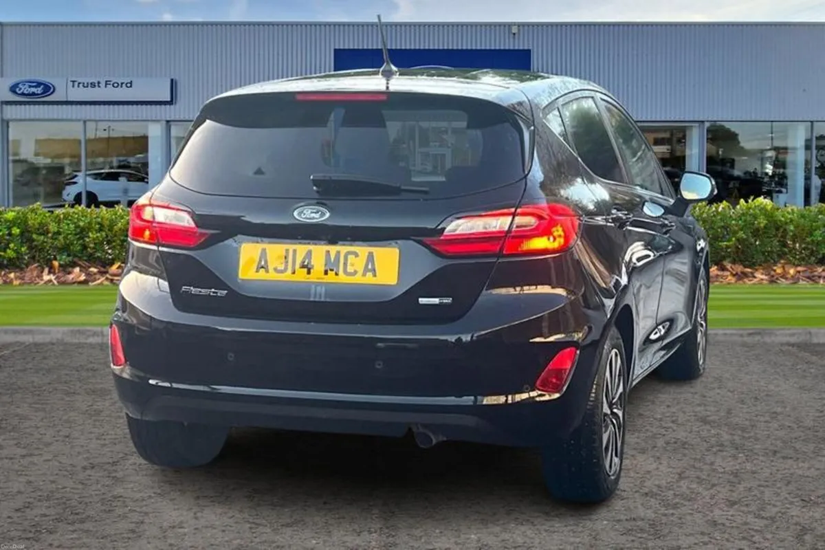 Ford Fiesta 1.0 EcoBoost Hybrid mHEV 125 Titanium - Image 4
