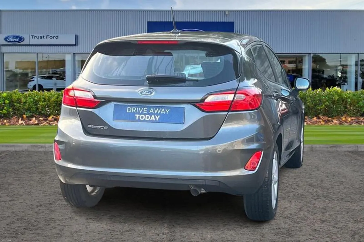 Ford Fiesta 1.1 75 Trend 5dr- Apple Car Play - Image 4