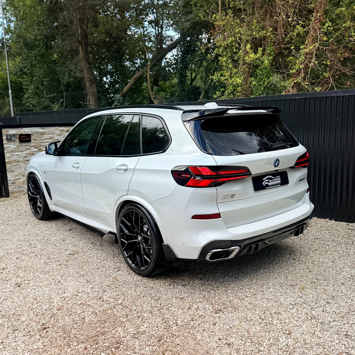 2023 (232) BMW X5 50e M Sport Pro LCI *LOW MILEAGE - Image 4