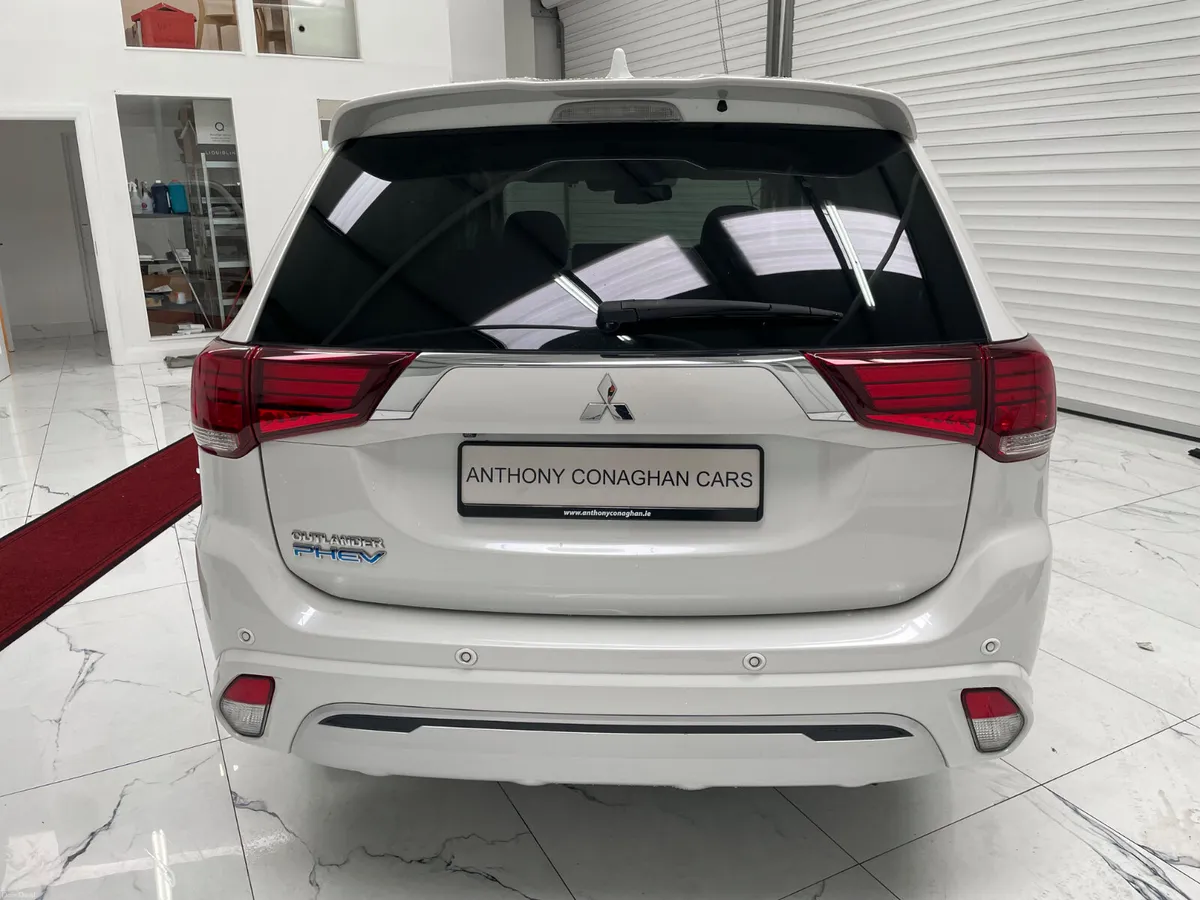 2020 Mitsubishi Outlander All Wheel Drive Automatc - Image 4