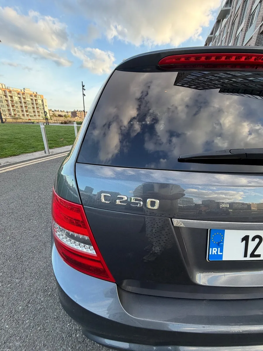 Mercedes-Benz C250 Estate AMG Sports - Image 6