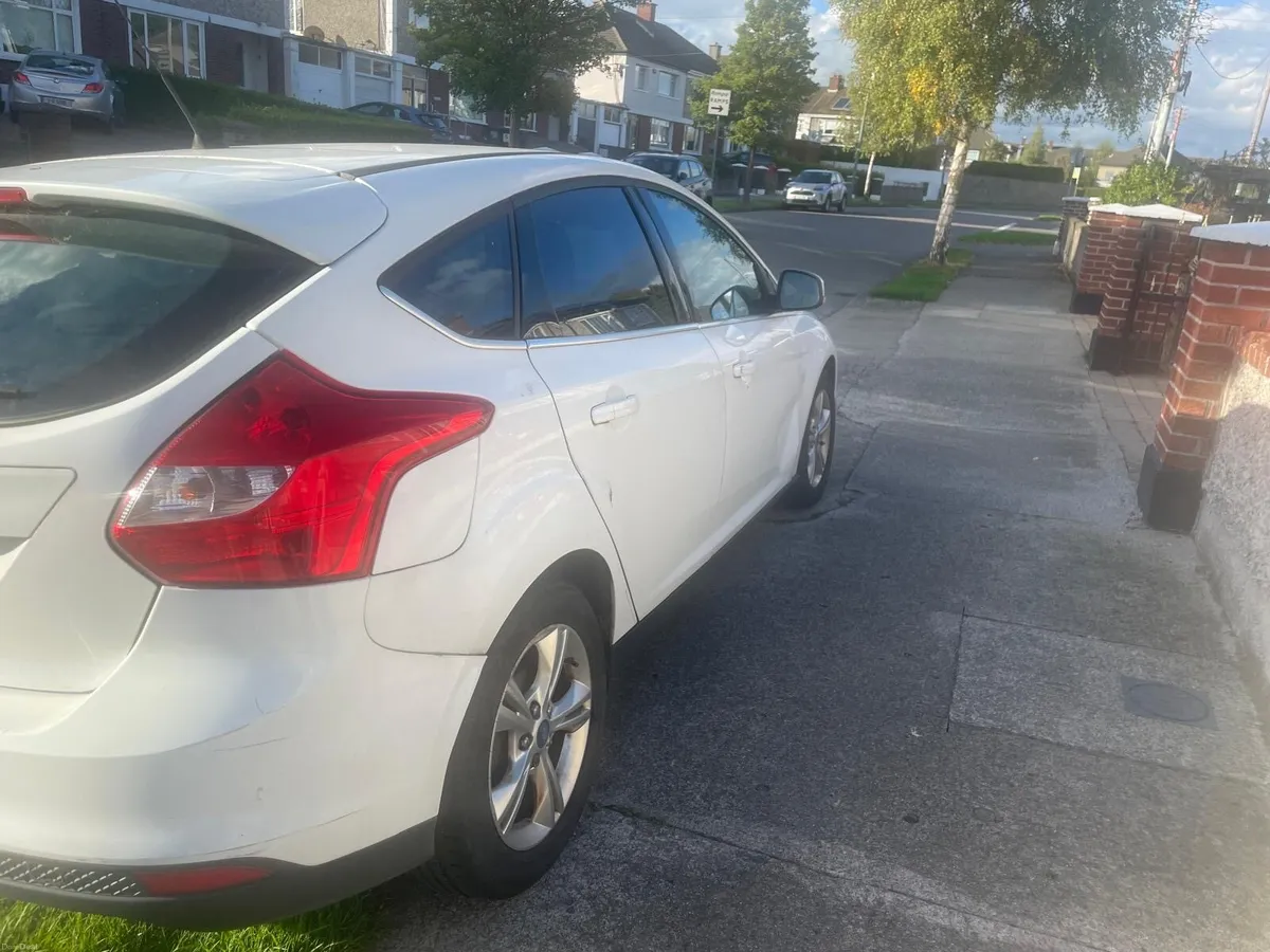 Ford Focus 2011 1.6L Diesel - Image 5
