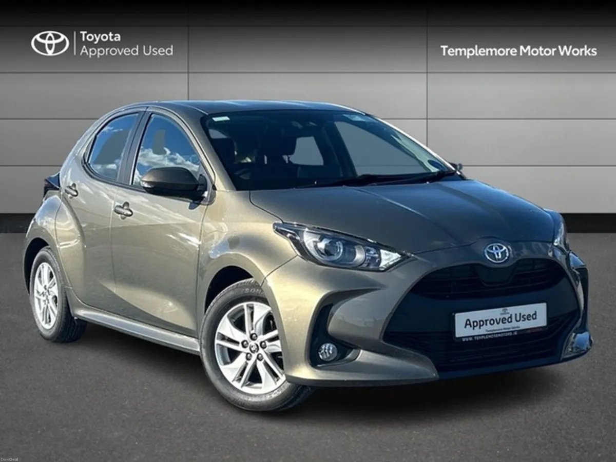 Toyota Yaris YARIS 1.5 LUNA - Image 1