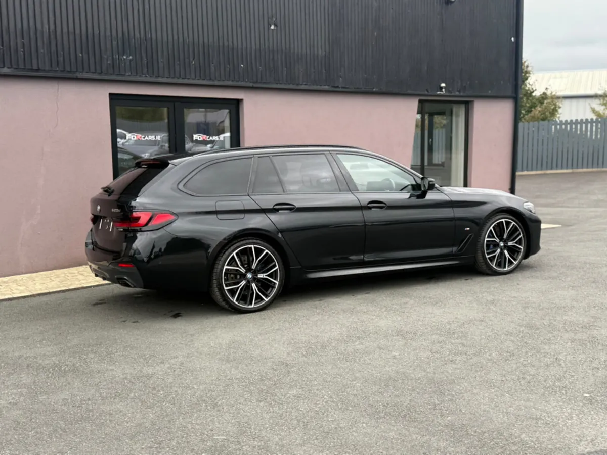 BMW 5-Series M SPORT MHEV AUTO 520 D TOURING - Image 5