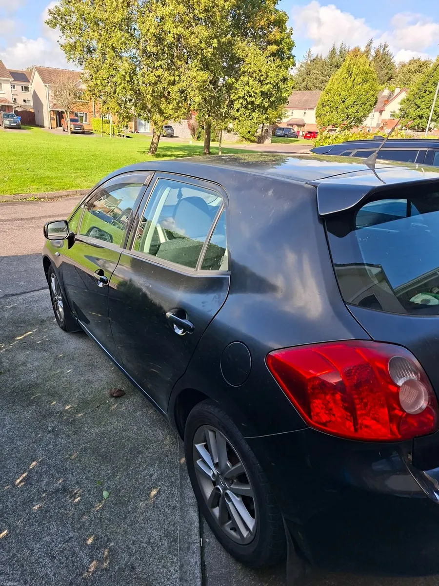 Toyota Auris 2010 - Image 6