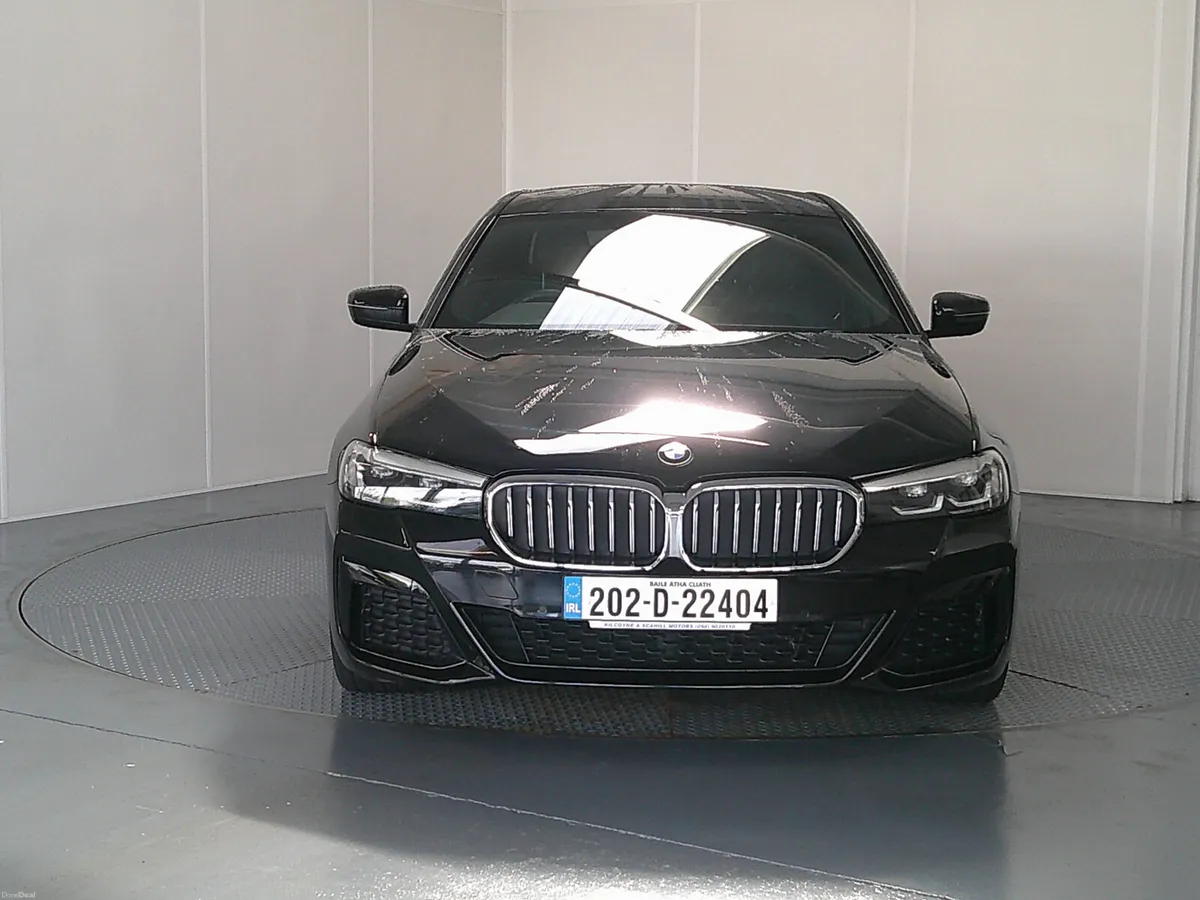 BMW 5-Series 2020 - Image 2