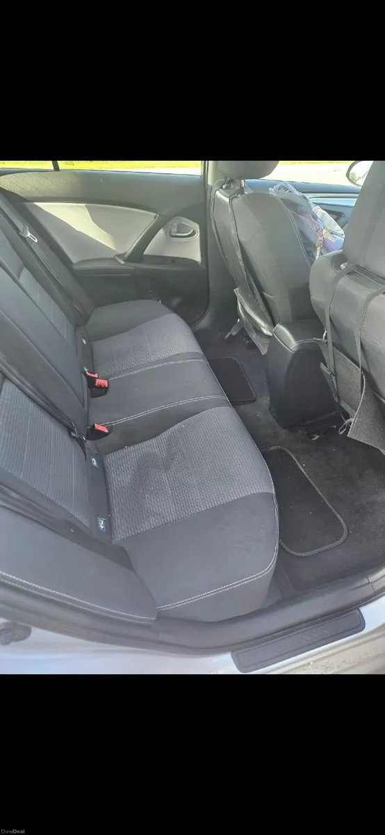 Toyota Avensis 2016 - Image 6