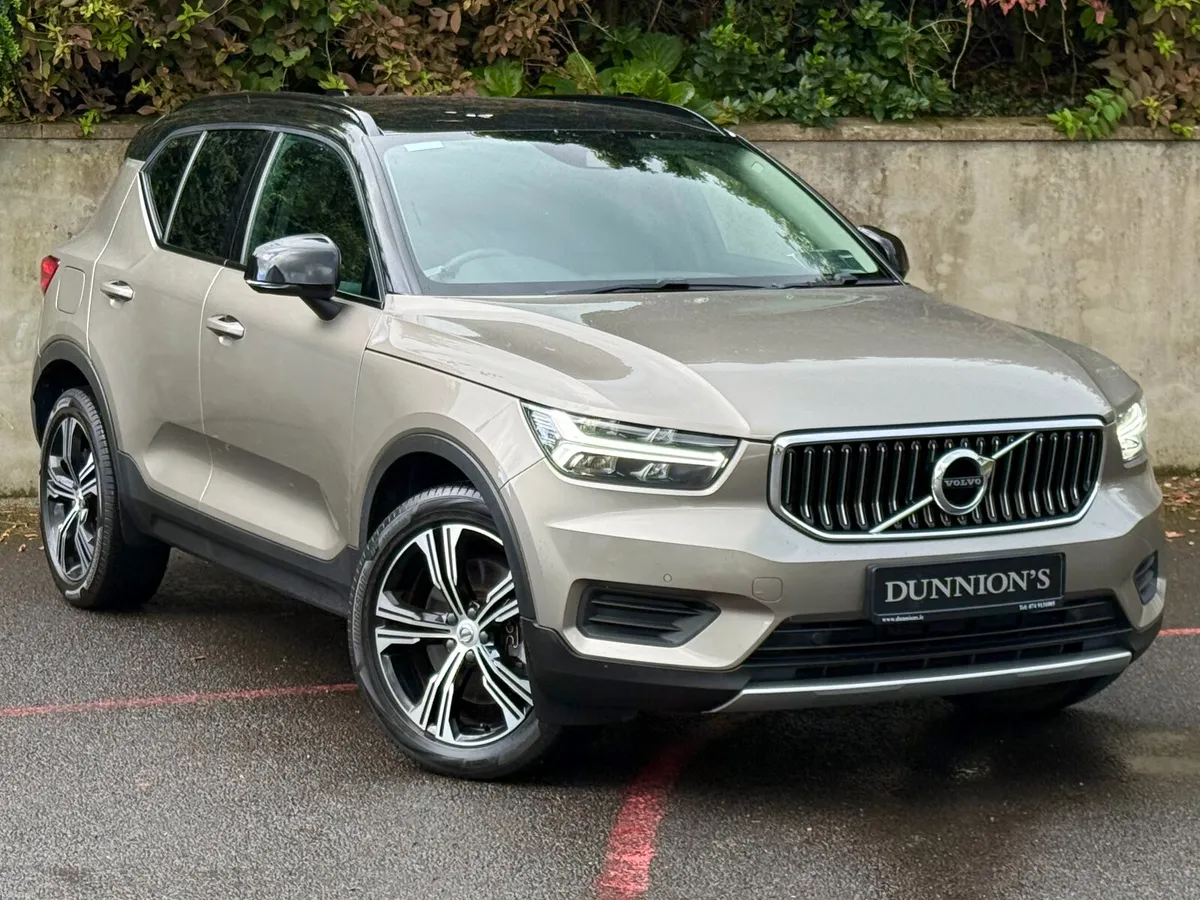 Volvo XC40 2022 INSCRIPTION T4 RECHARGE*HIGH SPEC* - Image 1