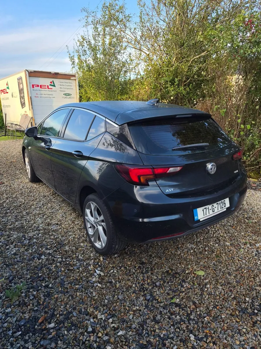 Vauxhall Astra 2017 - Image 1