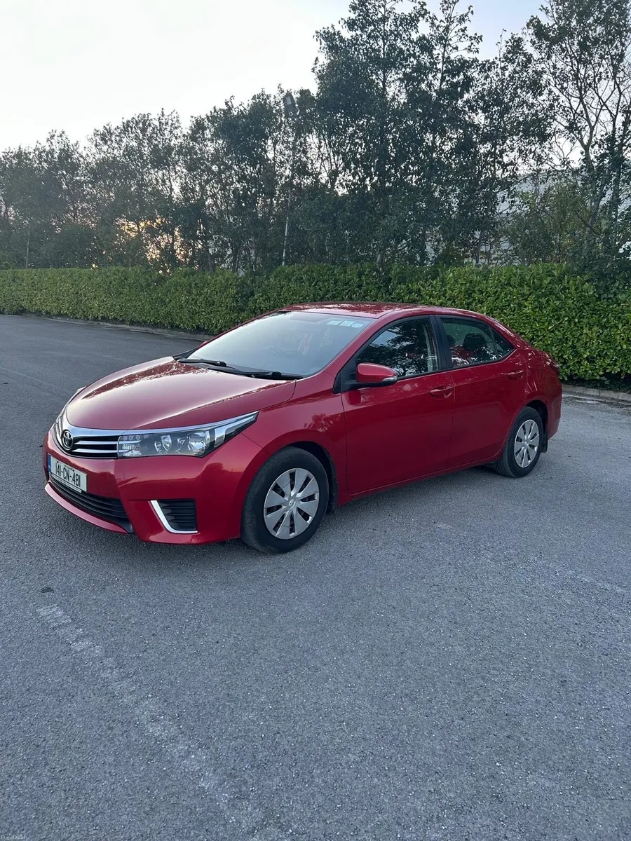 Toyota Corolla - Image 2