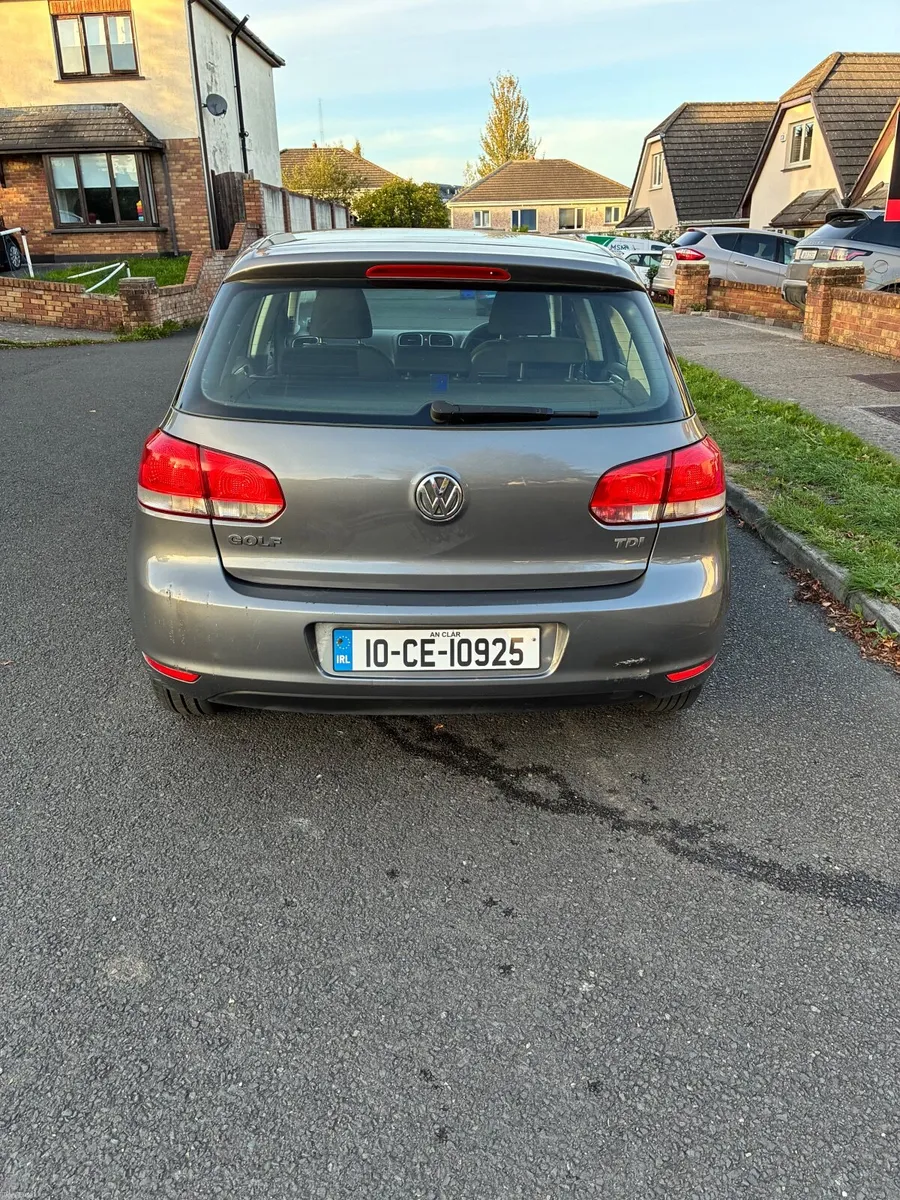 Volkswagen Golf 2010 - Image 6