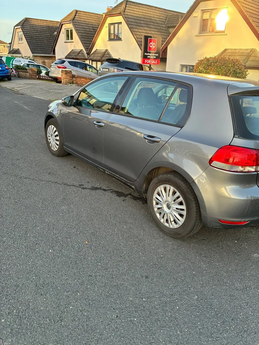 Volkswagen Golf 2010 - Image 5