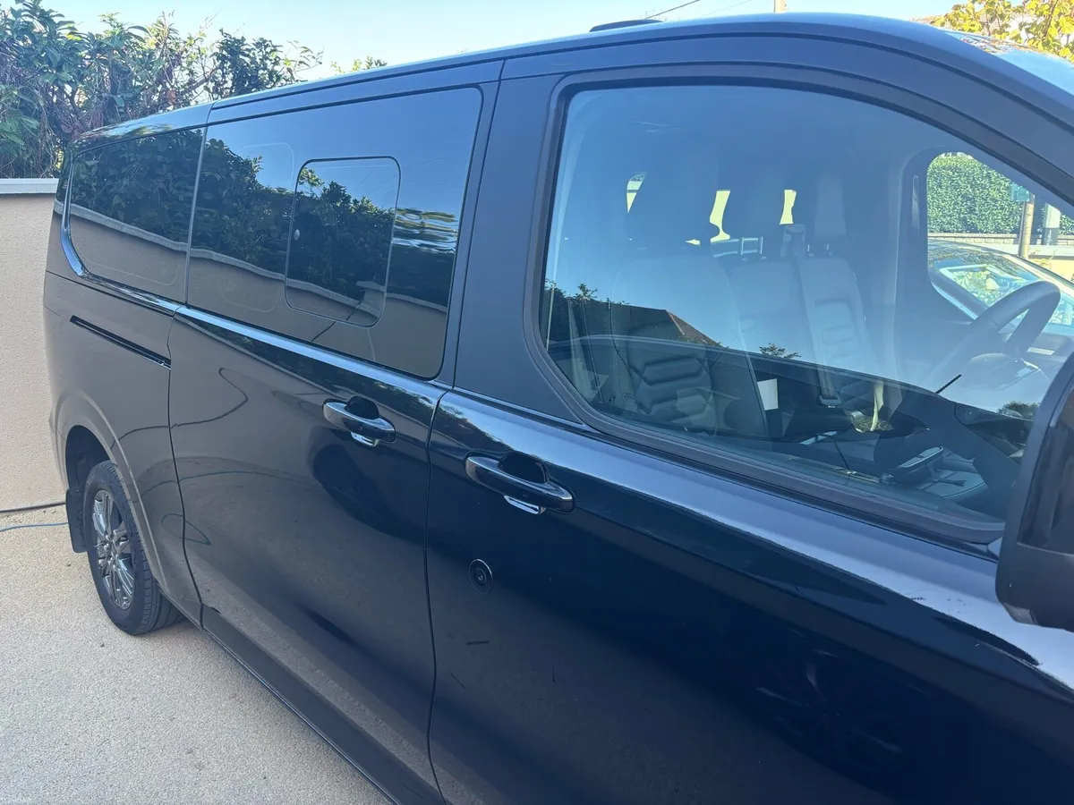 Ford Tourneo - Image 1