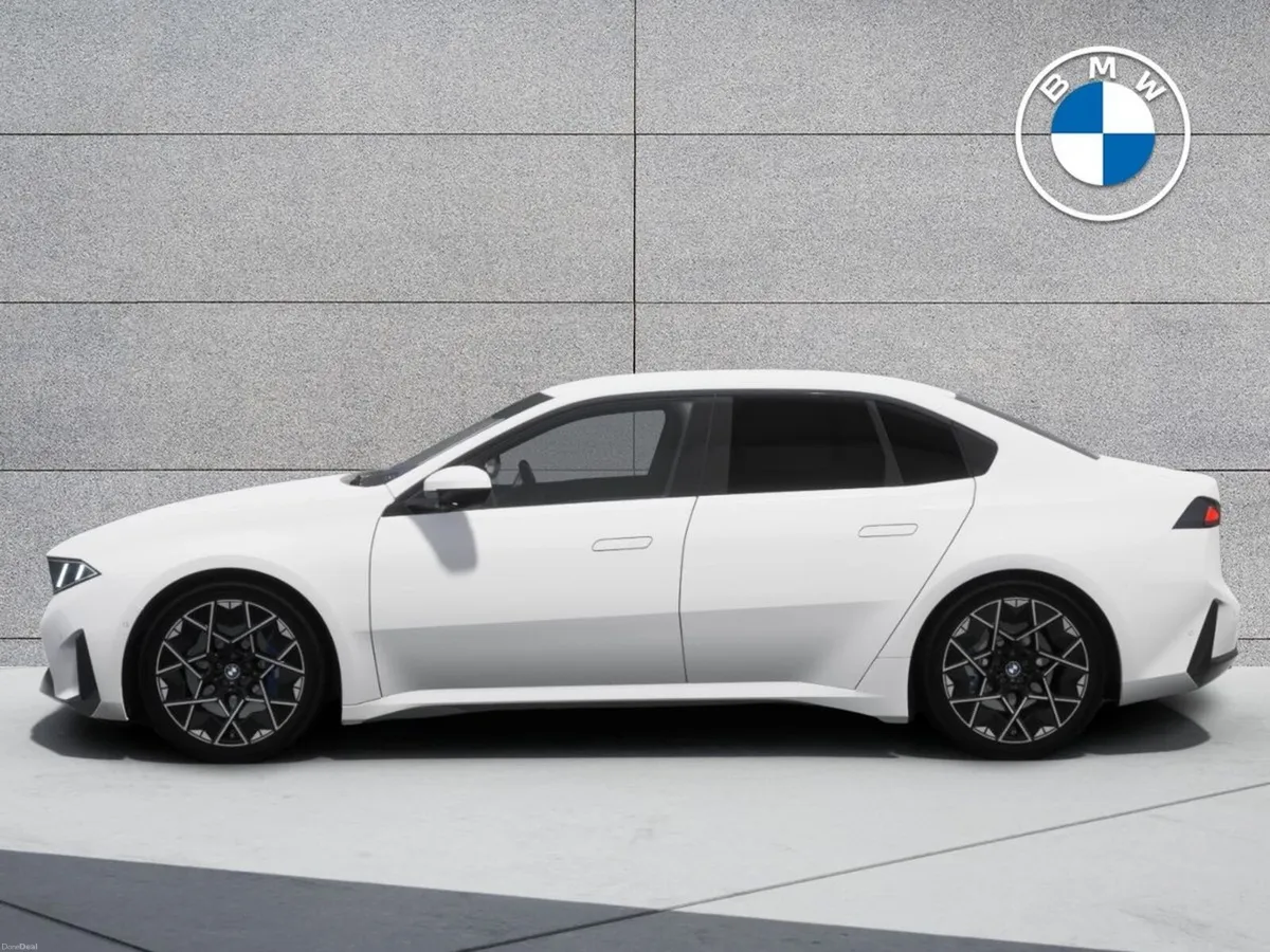 BMW i3 50 xDrive M Sport 906km Range - Image 3