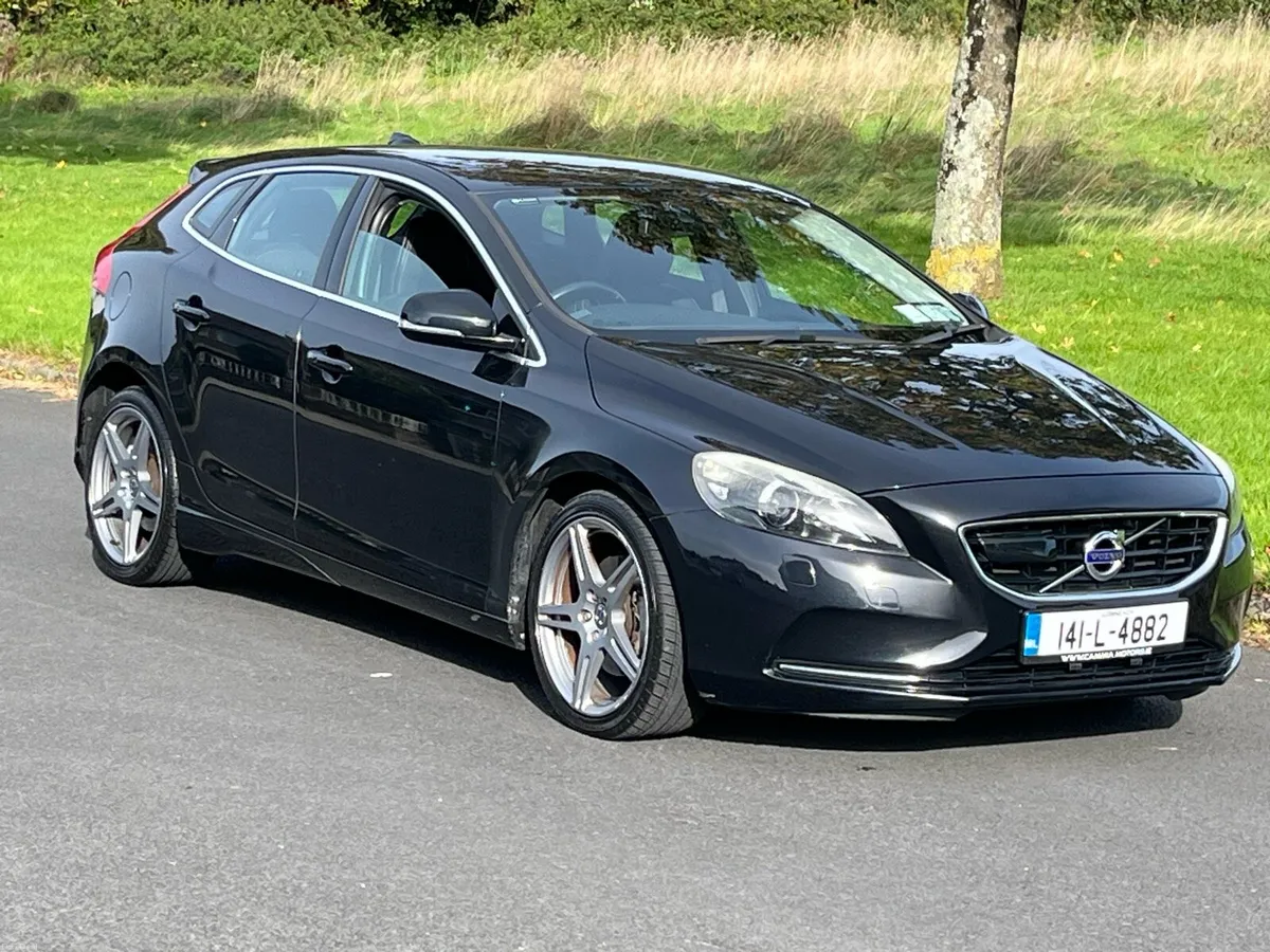 2014 V40, AUTO, Only 100k km, - Image 4