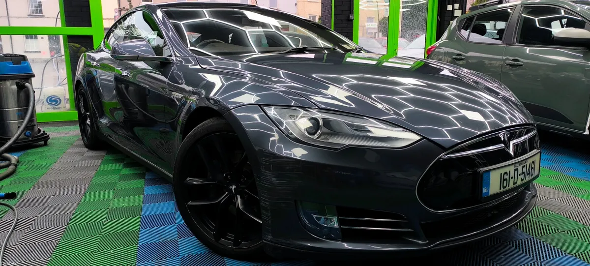 Tesla Model S 2016 - Image 1