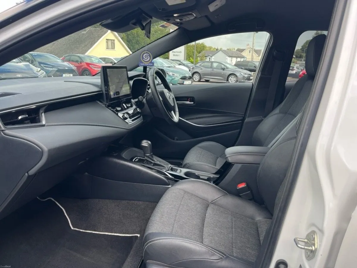 Toyota Corolla - Image 6