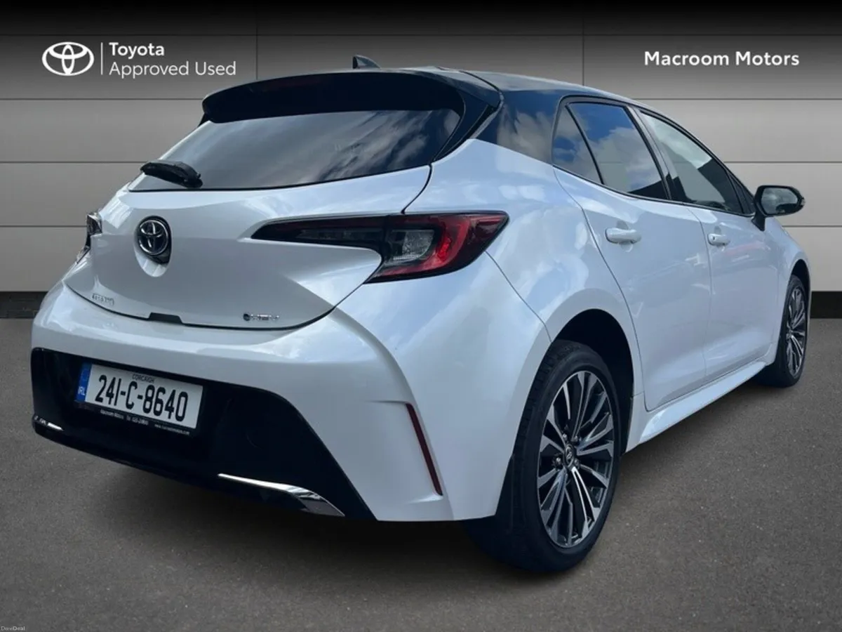 Toyota Corolla - Image 2