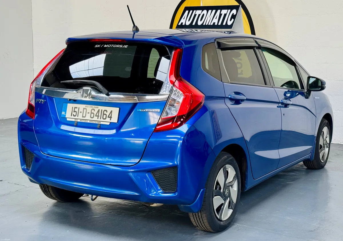 2015 Honda Fit / Jazz 1.5 Hybrid Automatic - Image 5