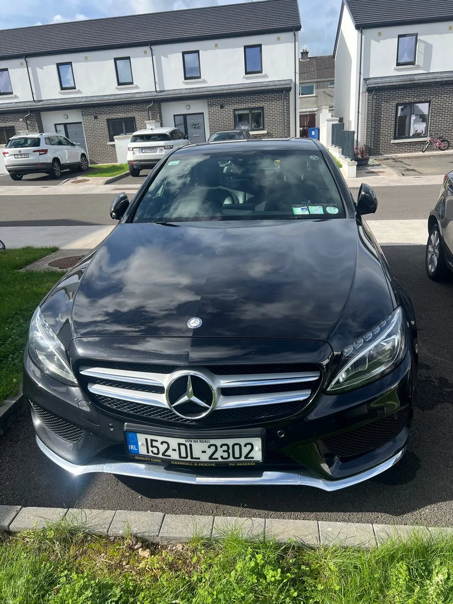 Mercedes Benz - Image 1