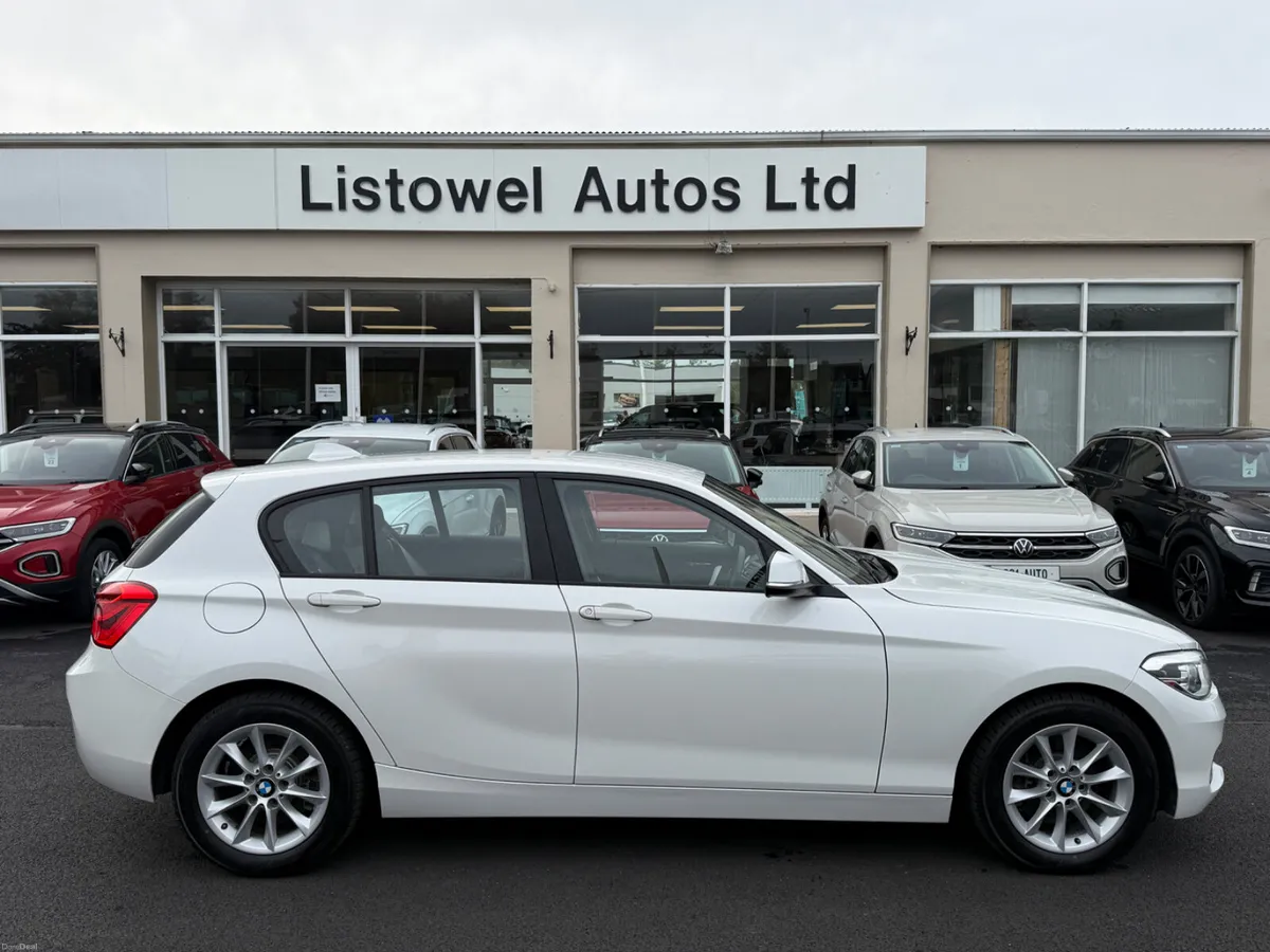 172 BMW 1 SERIES STYLE 150B BHP AUTOMATIC - Image 1