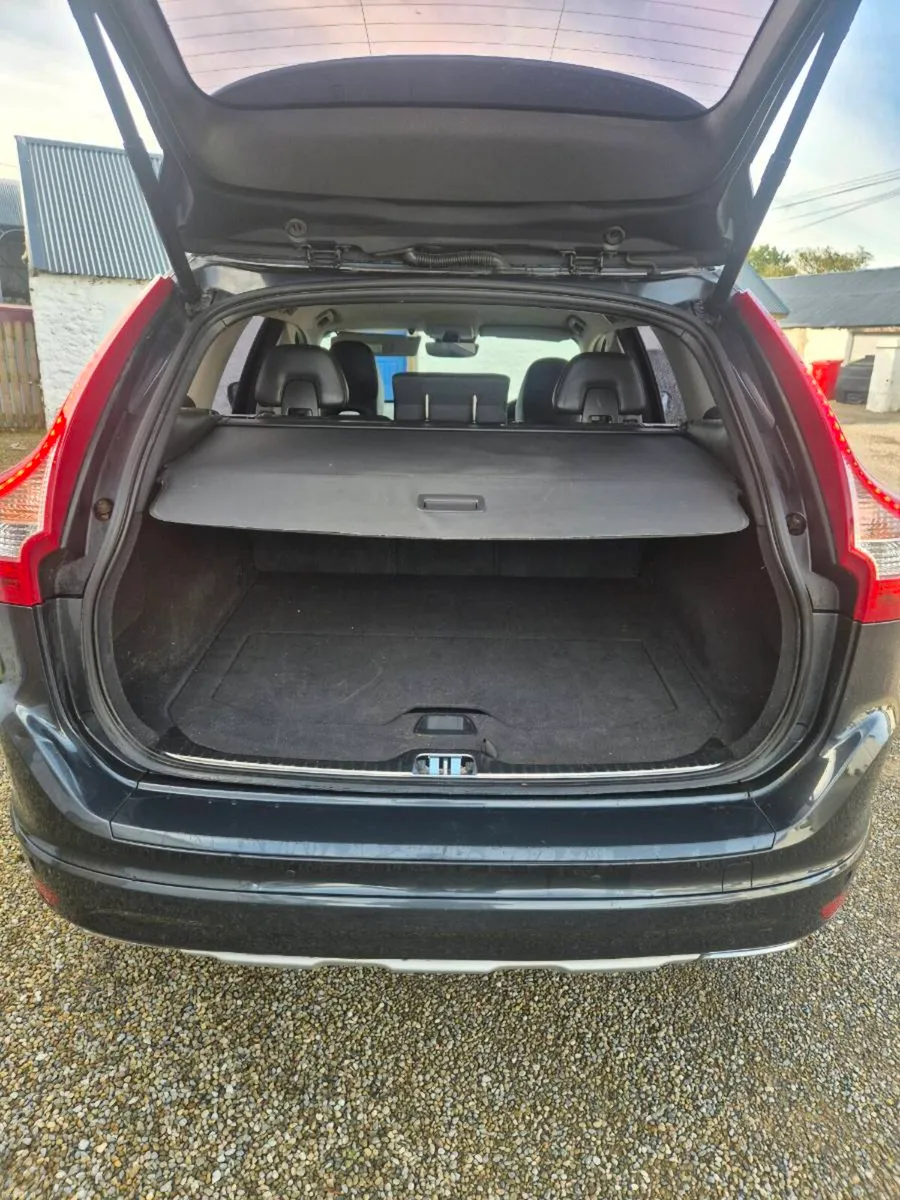 Volvo XC60 D4 - Image 6