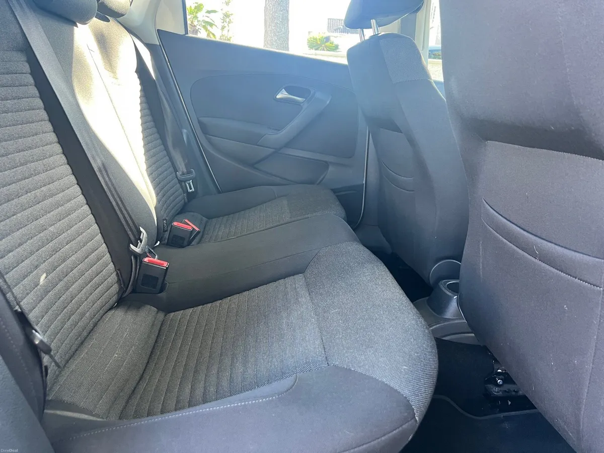 Volkswagen Polo 1.2 Tsi Auto,Stunning Car - Image 5
