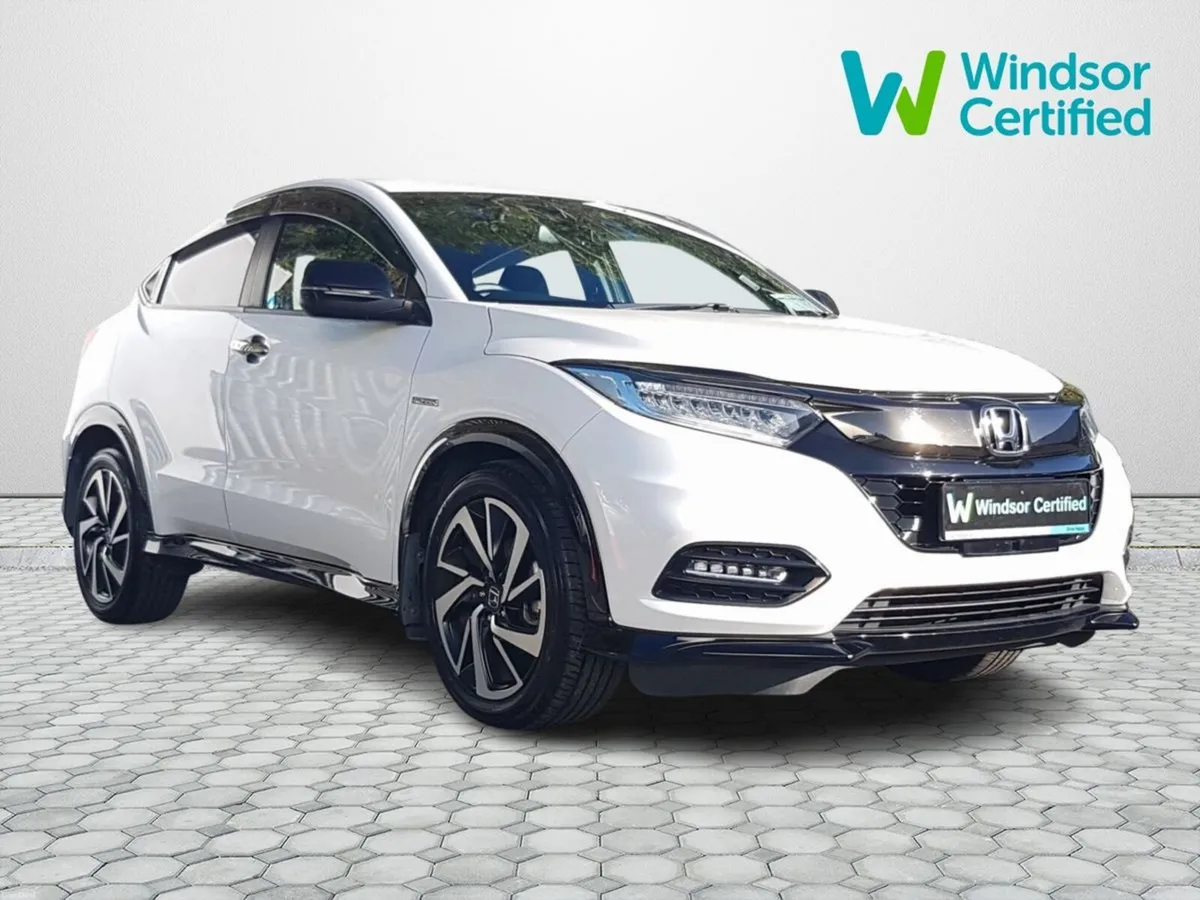 Honda Vezel RS HYBRID 1.5 AUTOMATIC - Image 1