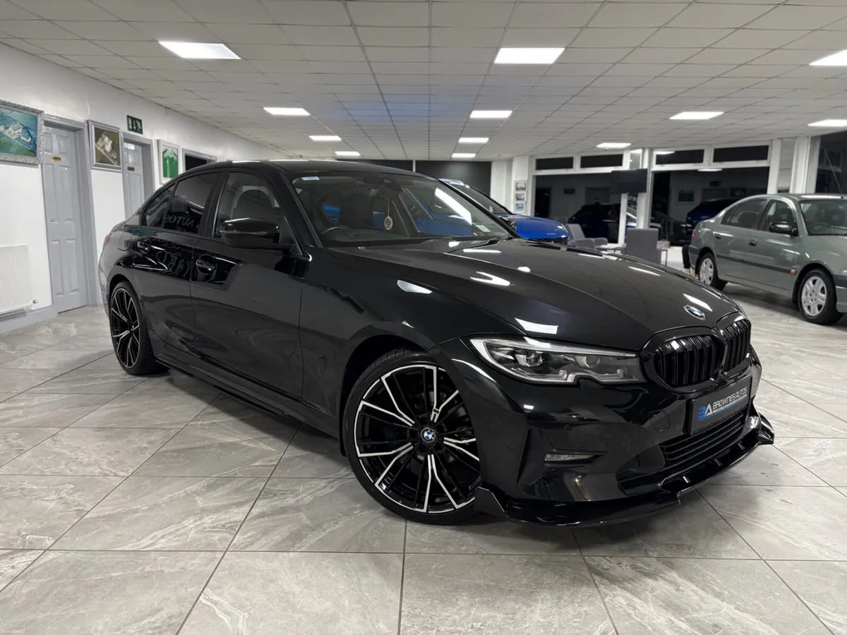 2020 BMW 318 Diesel Automatic M-Performance - Image 3