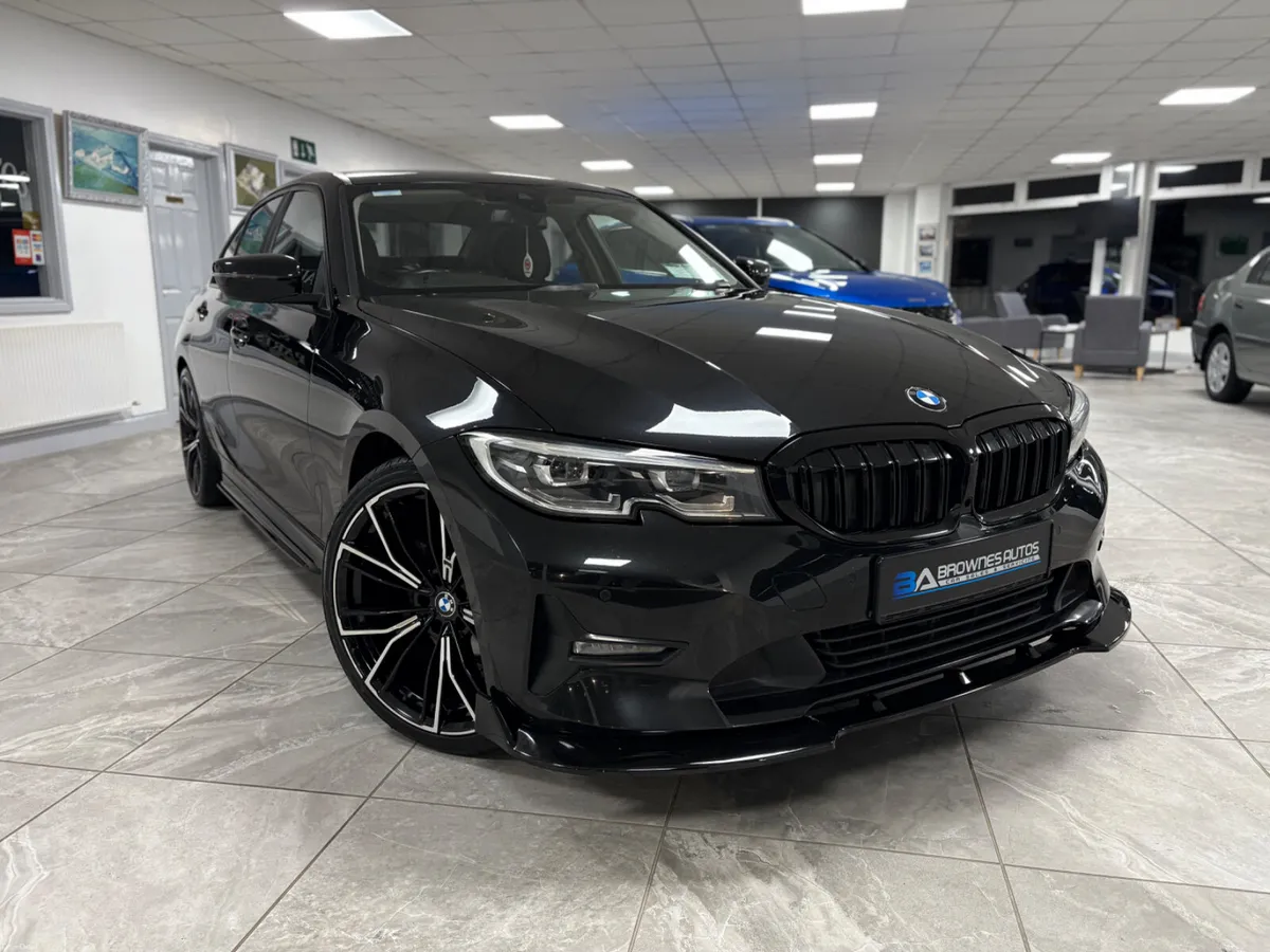 2020 BMW 318 Diesel Automatic M-Performance - Image 4