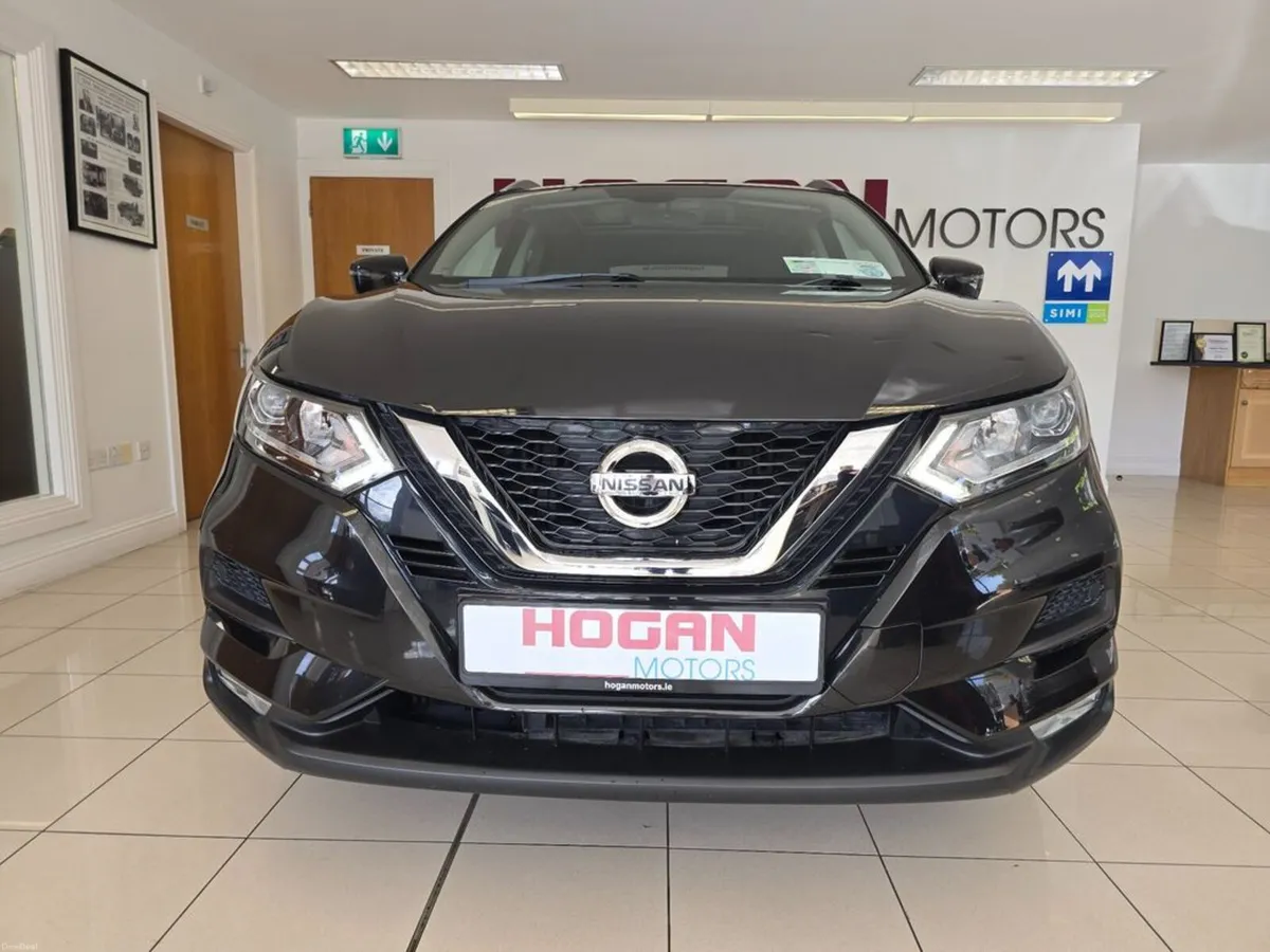 Nissan Qashqai 1.3 SE Petrol MY2020 - *Best Spec * - Image 2