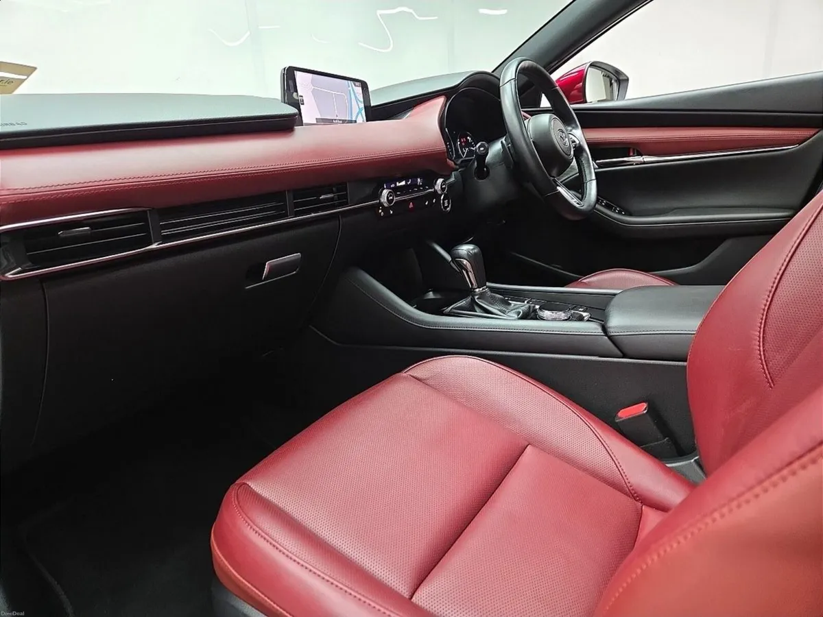 Mazda Mazda3 2.0L e-SKYACTIV G 122ps 6AT Takumi - Image 4