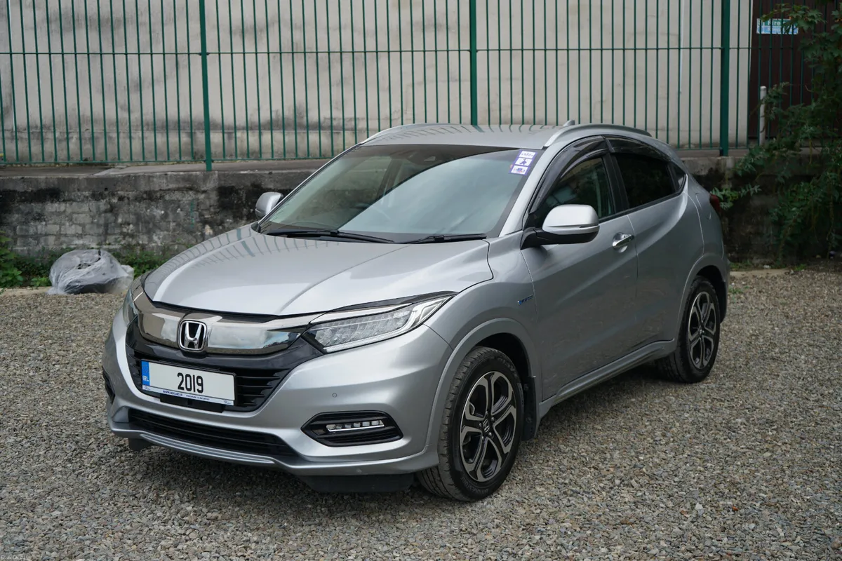 2019 Honda Vezel Hybrid - Image 3