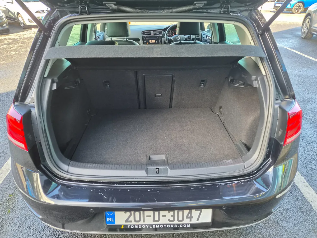 Volkswagen Golf Highline 2020 1.5L Petrol Manual - Image 5