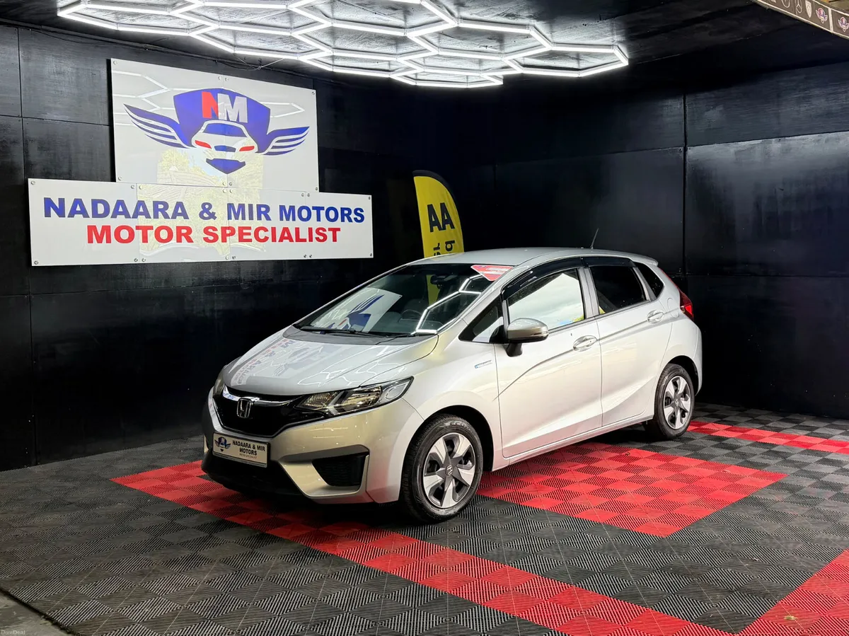 2017 Honda Fit hybrid - Image 1