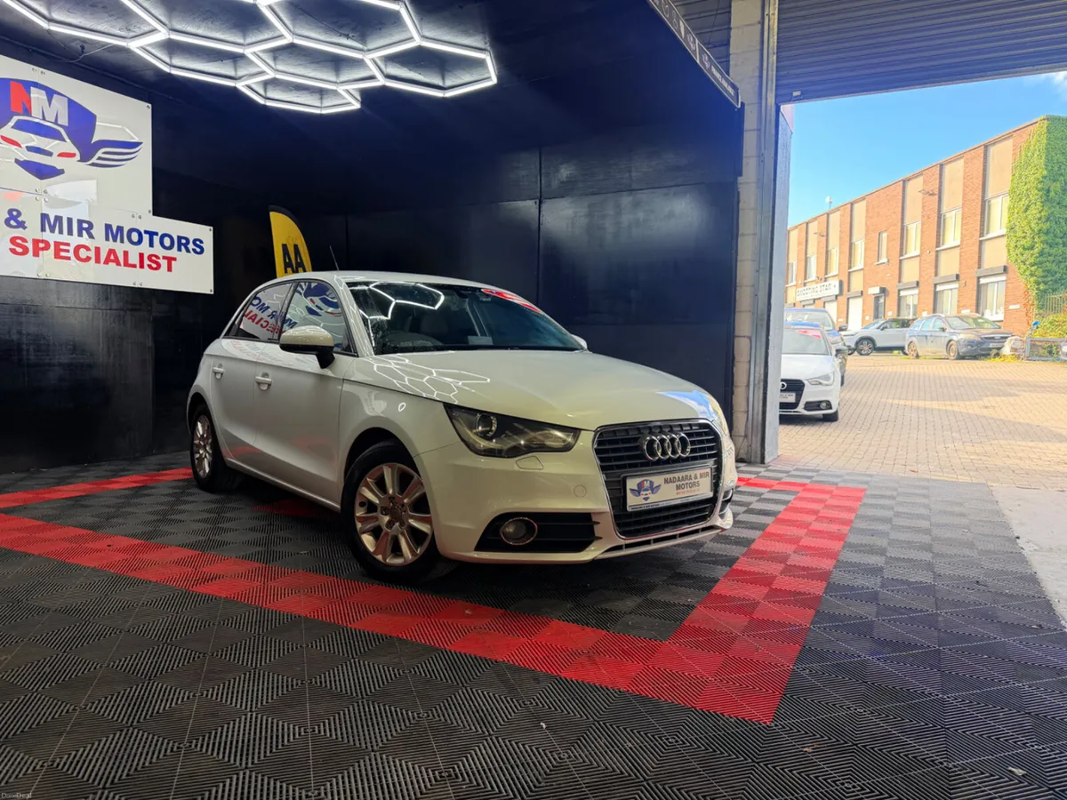 Audi A1 1.4L, 2014, Low Mileage, Steering Controls - Image 2