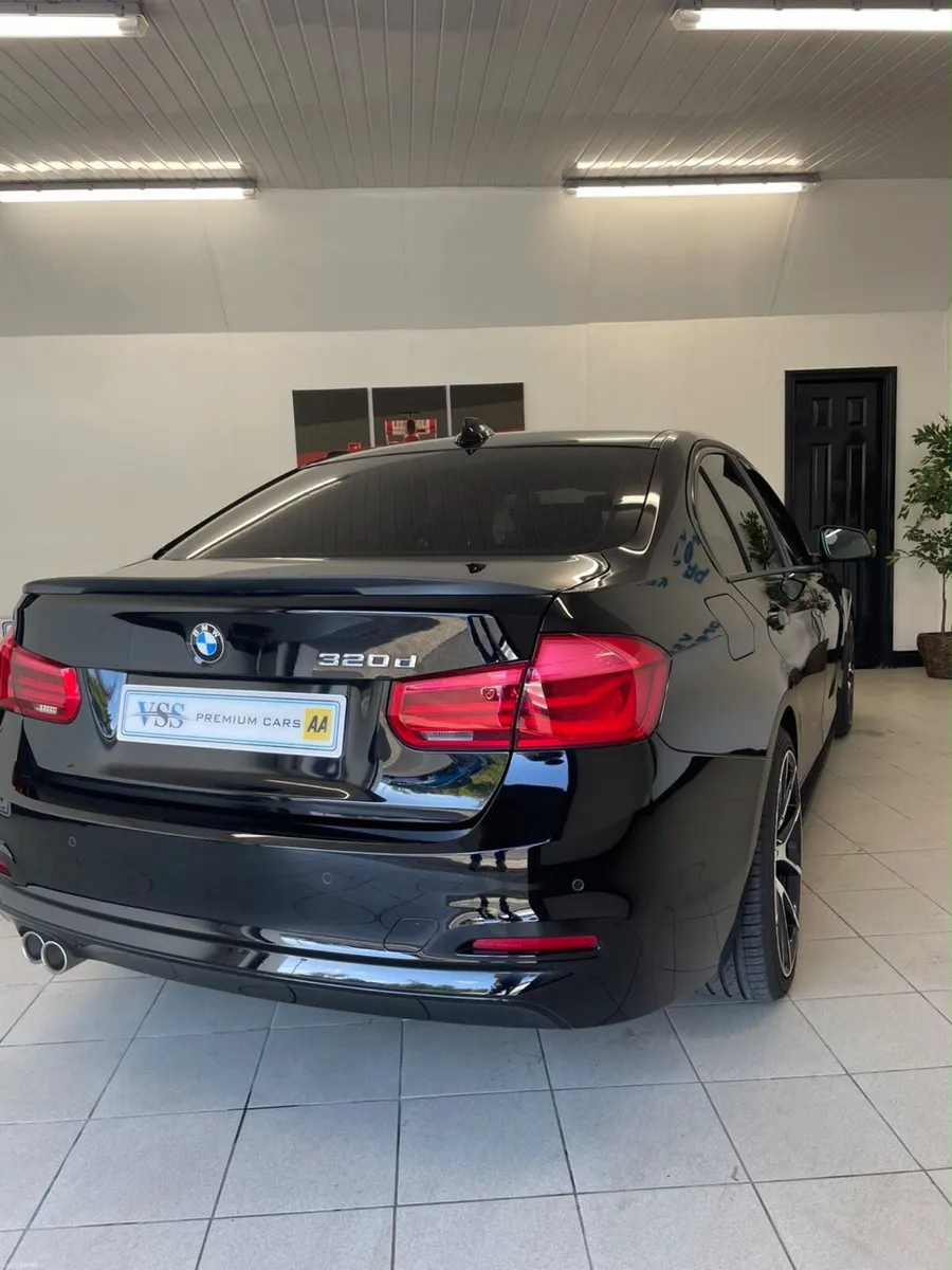 BMW 320D 2016 - Image 3
