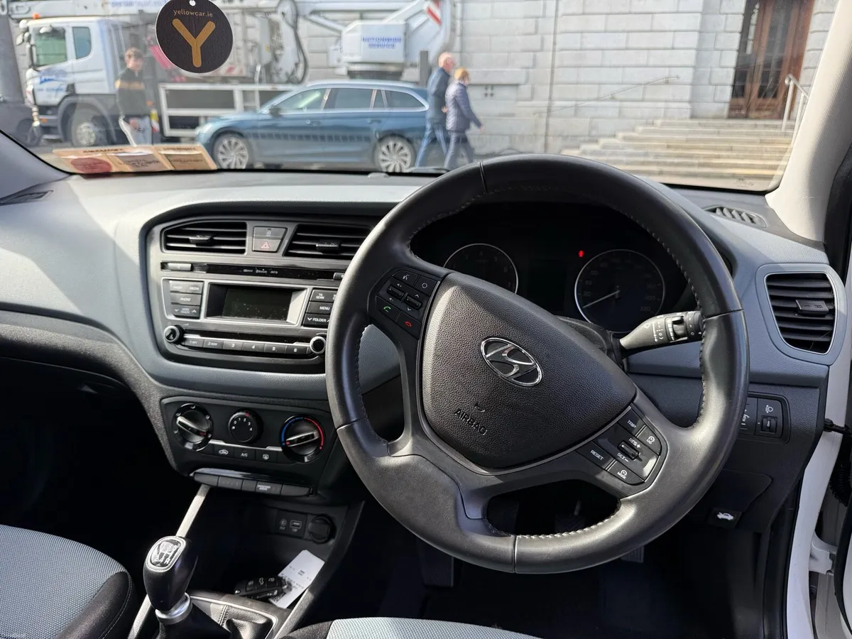 Hyundai i20 / only 66,000km / NCT 07.28 / TAX - Image 6
