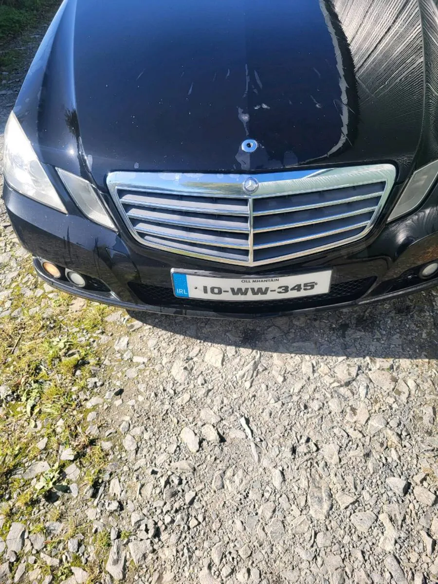 Mercedes E200 - Image 5