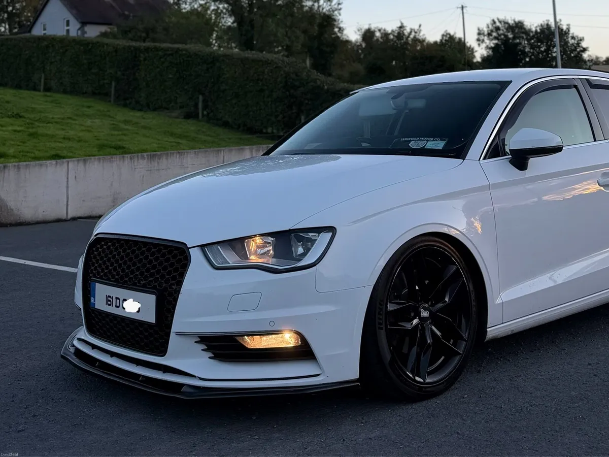 AUDI A3 SALOON 2016 - Image 2